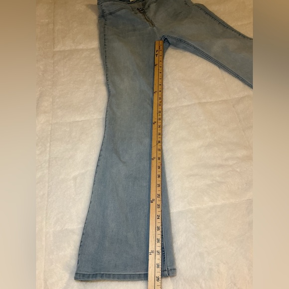 We the free Light Blue Women's low rise Jeans - Picture 3 of 7